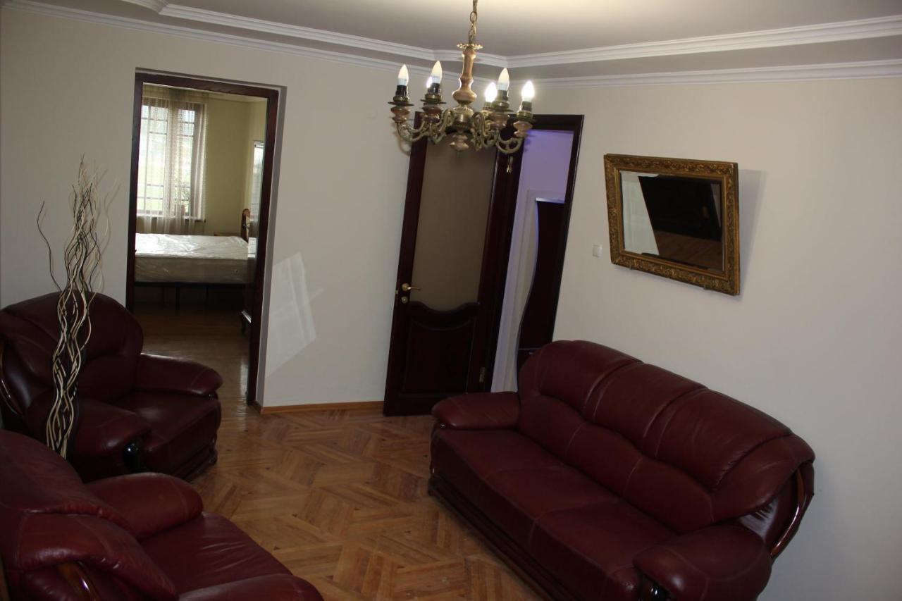 Chekin Imereti Kutaisi Exterior foto